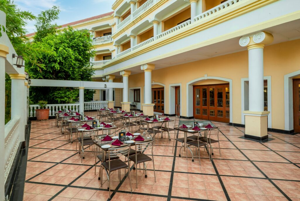 one day outing resort in lonavala