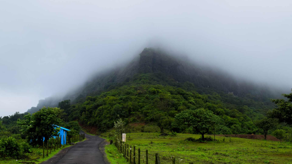 Affordable Lonavala Stay
