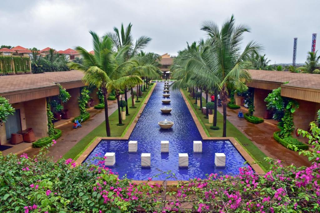 Upper Deck Resort